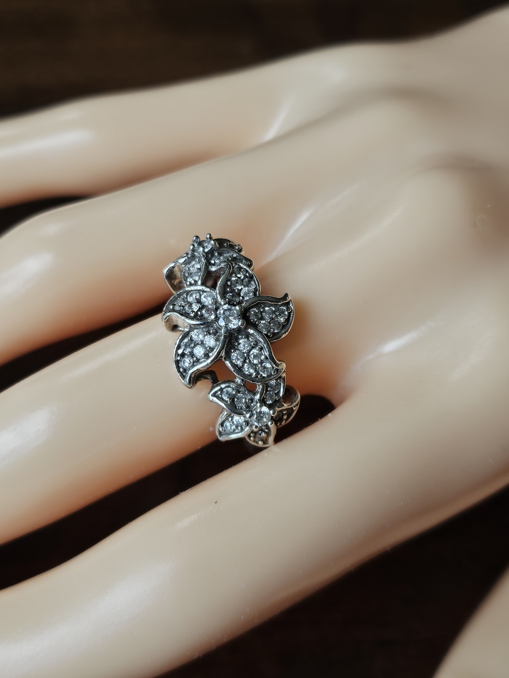 Silver Starfish Pavé Ring